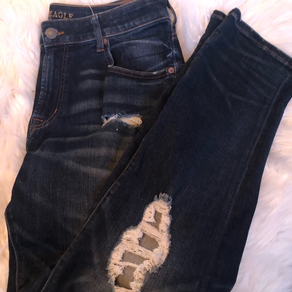 American eagle ripped jeans